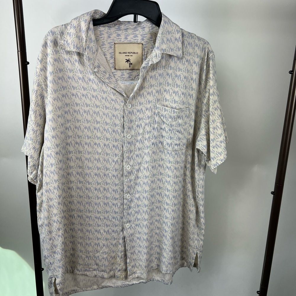 ISLAND REPUBLIC mens short sleeve button down